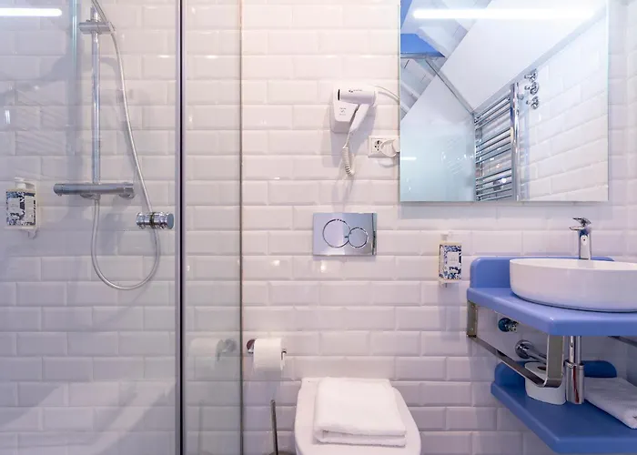 Cse The Old House בית הארחה 3*