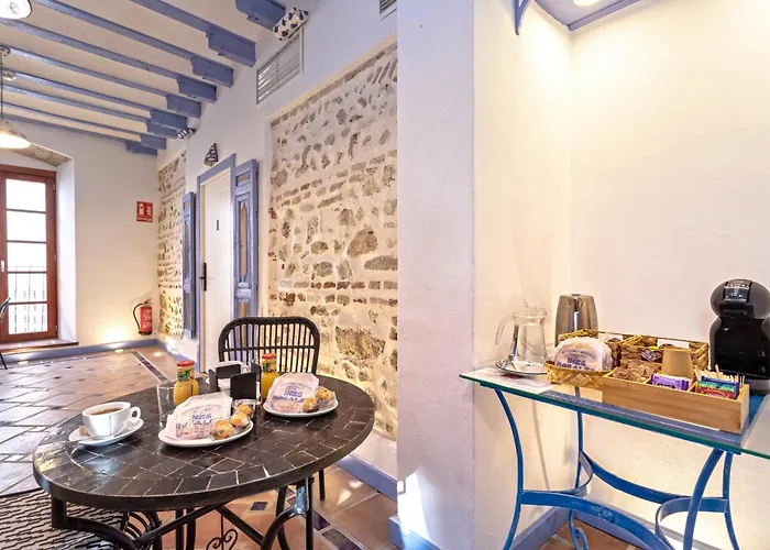 Cse The Old House 3* מארבלה